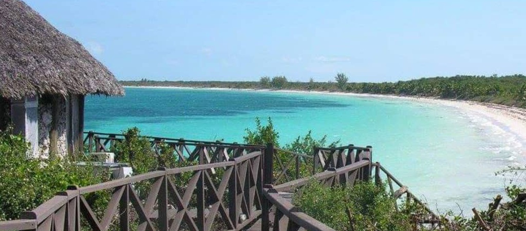 Die ersten Touristen der “neuen Normalität” kommen in Kuba an